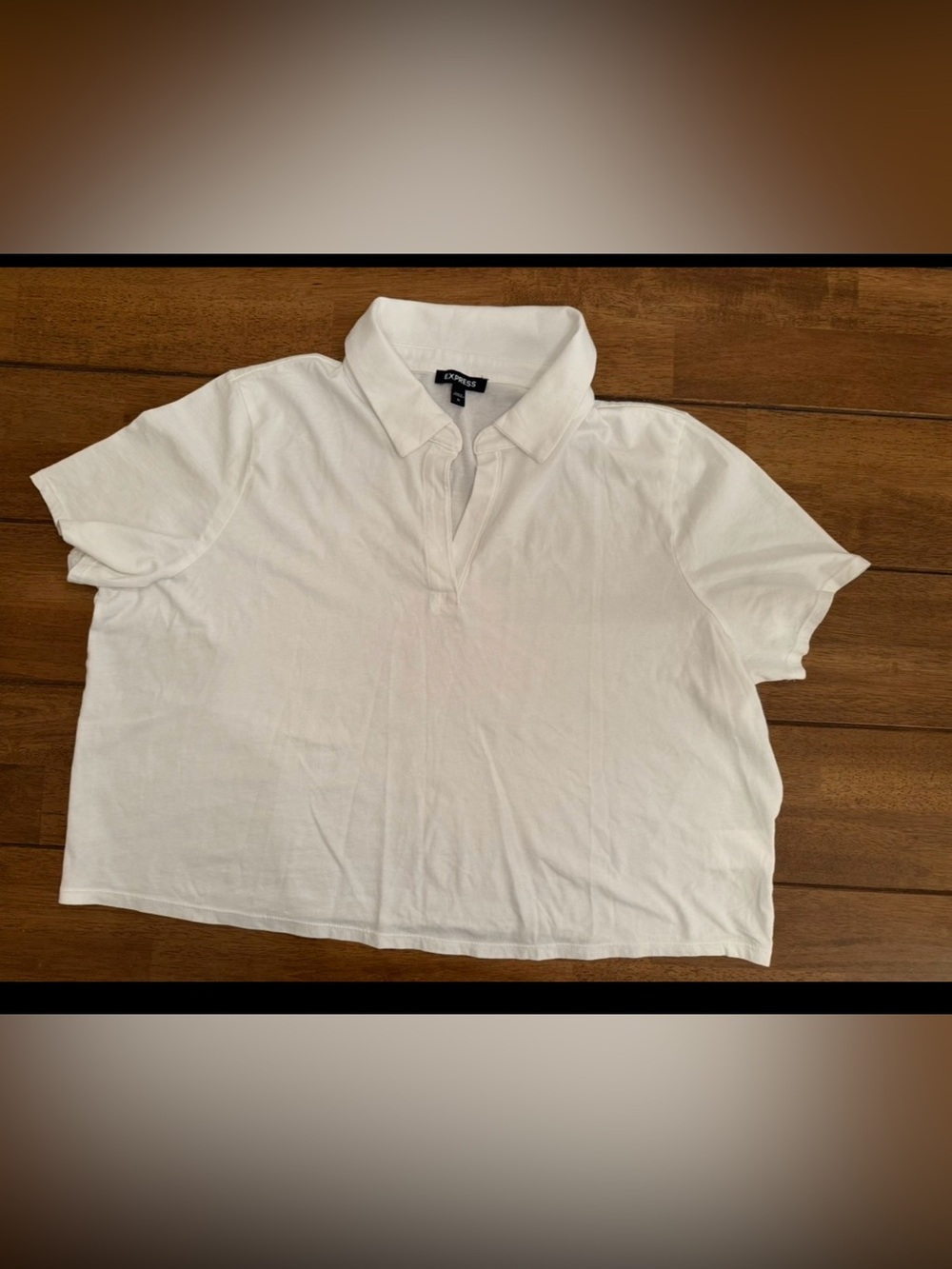 Express Women’s  White Cropped Polo Open Placket Collared Tee Size Extra Large